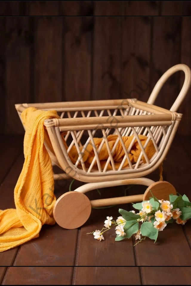 Bambu (Rattan) Ahşap Teker Bebek Arabası / Bambu Props